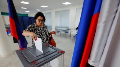 Русия провежда регионални избори включително в окупираните части на Украйна