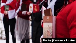 Жыхары Сеніцы на акцыі 16 сакавіка