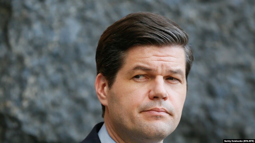 Wess Mitchell 