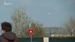 Sute de români au plecat și vineri la muncă în Germania de pe aeroportul din Cluj