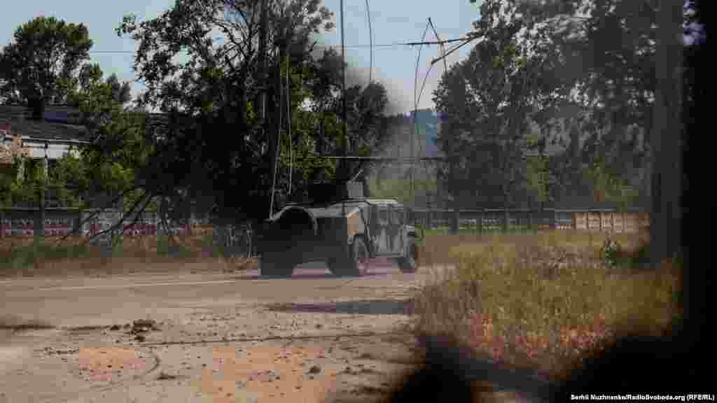 Військовий&nbsp;&nbsp;автомобіль Гамві української армії ( Humvee) на вулицях Сєвєродонецька