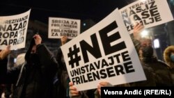 Sa protesta frilensera ispred zgrade Vlade Srbije u Beogradu