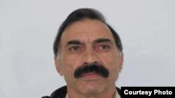 شاهنوتز تڼي په ۱۹۹۰ کال د ډاکټر نجیب الله پر ضد ناکامه کودتا وکړه او بیا پاکستان ته ولاړ.