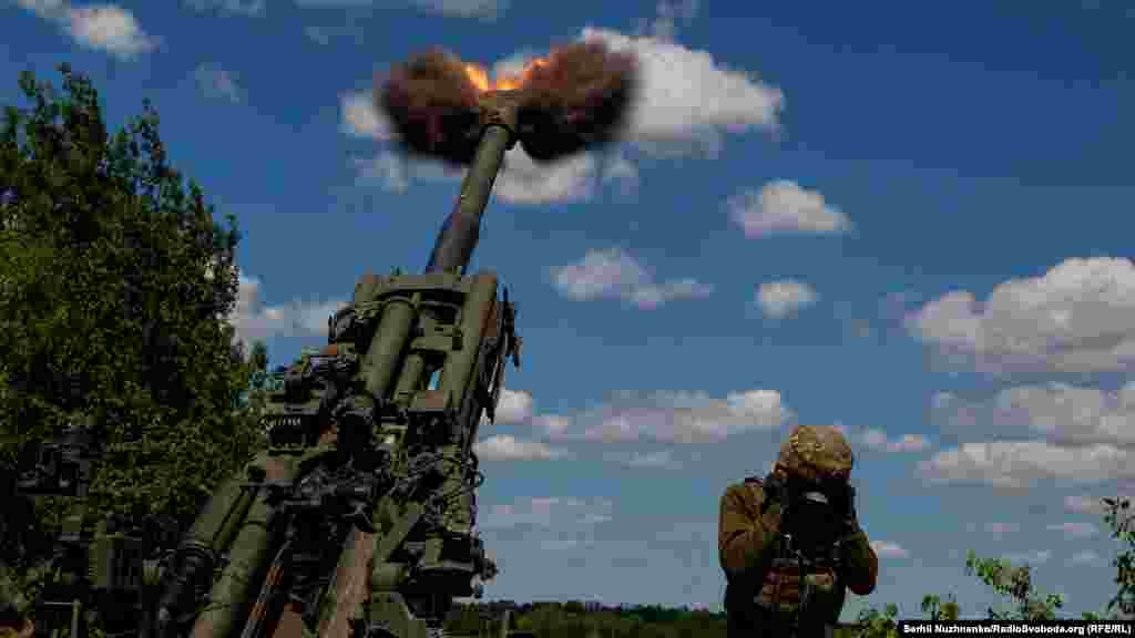 Українські військові наносять вогневе ураження по скупченню російської техніки, Донецька область&nbsp;