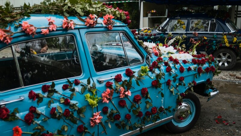'Cveće će spasiti svet': Foto priča o malo poznatom uzbekistanskom festivalu