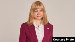 Депутат от партии "Яблоко" Анна Черепанова
