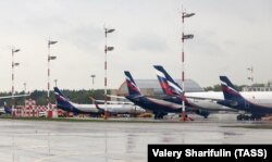კომპანია "აეროფლოტის" თვითმფრინავები შერემეტიევოს აეროპორტში
