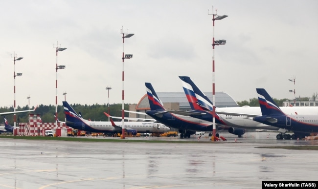 კომპანია "აეროფლოტის" თვითმფრინავები შერემეტიევოს აეროპორტში