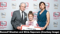 Michael Douglas, Stefania & Kateryna Yesypenko at the 2022 PEN America Gala. May 23, 2002. © Beowulf Sheehan and Silvia Saponaro/PEN America
