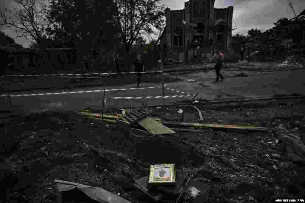 An icon of the Virgin Mary lies amidst the rubble of homes destroyed in&nbsp;Druzhkivka. One resident said, &quot;It was like in a horror movie.&quot;