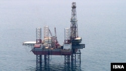 یکی از سکوهای نفتی در جنوب ایران