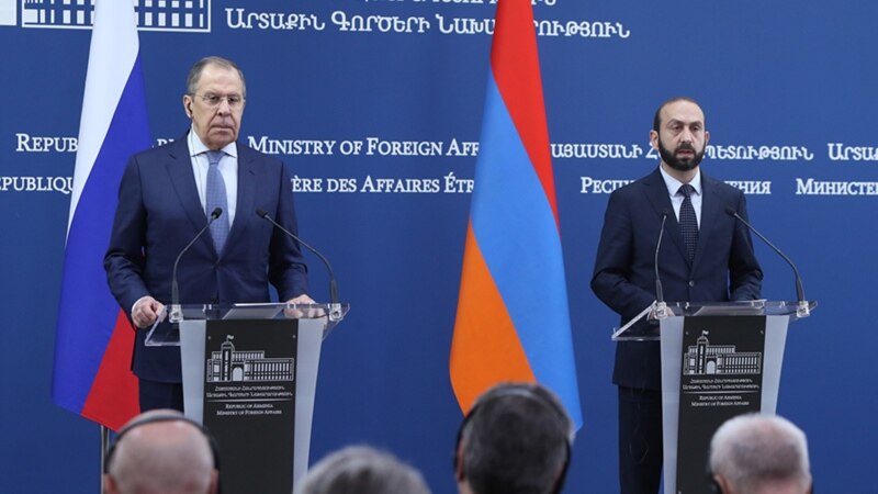 Автомобильный маршрут между Арменией и Азербайджаном будет действовать в упрощенном режиме – Лавров
