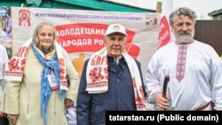 Рустам Минниханов на русском народном празднике Каравон