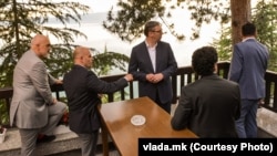 Еди Рама, Димитар Ковачевски, Александар Вучиќ, Дритан Абазовиќ и Зоран Тагелтија на самитот на Отворен Балкан во Охрид, 8 јуни 2022