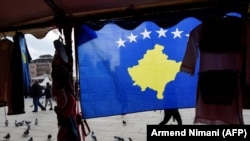 Flamuri i Kosovës në sheshin e Prishtinës - foto nga arkivi