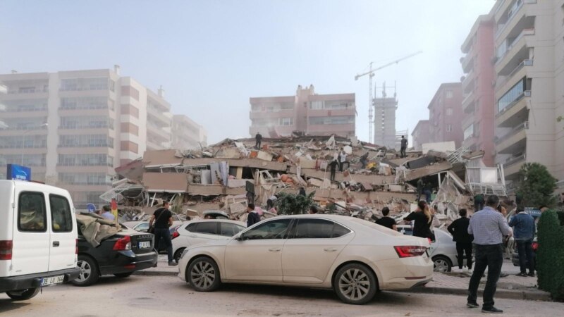 Իզմիրում երկրաշարժից առնվազն 10 շենք է ավերվել