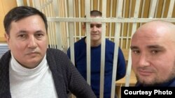 Равил Тугушев (сулда), Рамил Шәмсетдинов (уртада) һәм Руслан Нәгыев (уңда)