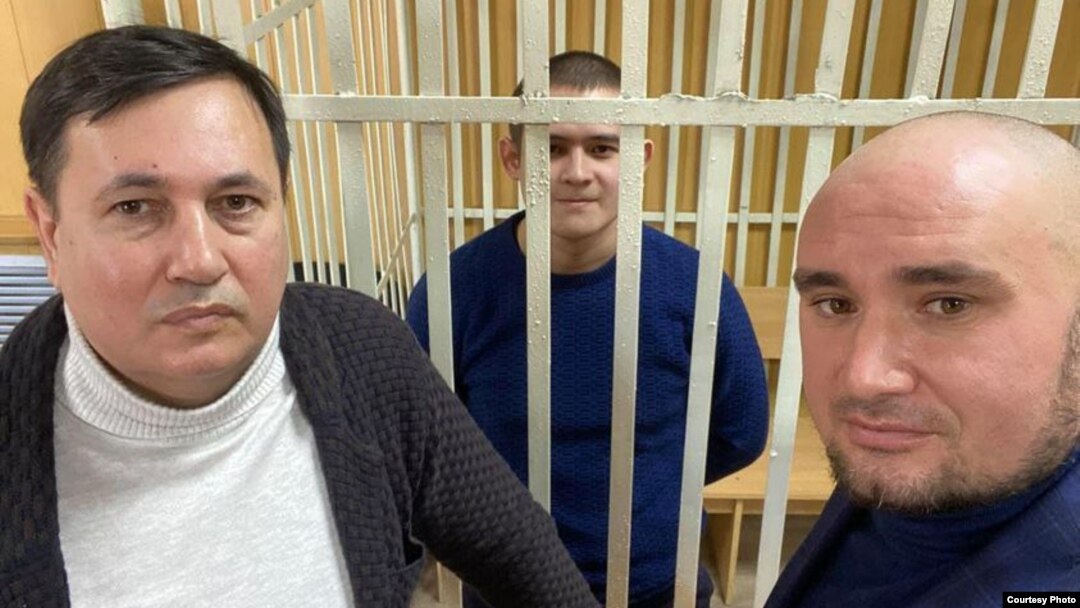 Адвокатлар Равил Тугушев һәм Руслан Нәгыев Рамил Шәмсетдинов мәхкәмәсендә 