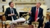 ABŞ-nyň prezidenti Donald Tramp Ak Tamyň "Owal" ofisinde NATO-nyň baş sekretary Mark Rutte bilen duşuşýar. 2026-njy ýylyň 24-nji iýuny