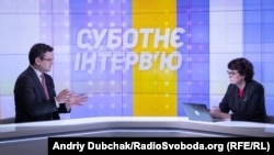 Міністр закордонних справ України Дмитро Кулеба та ведуча Інна Кузнецова у «Суботньому інтерв’ю»