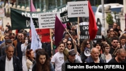 Na protestima radnika u Prištini zatraženo je povećanje plaća. 1. maj 2025.