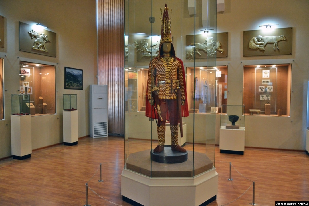 Атақты адамдардың порнографиялық фотосуреттері мен бейнелерін бұзу