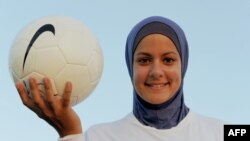 Австралийская футболистка египетского происхождения Ассмаа Хелаль на тренировке в Сиднее. Иллюстративное фото. 