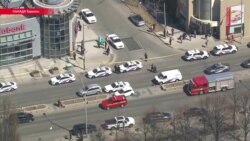В Торонто водитель въехал в толпу на фургоне, 10 человек погибли