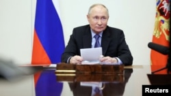 Agenţiile de presă ruse au citat o telegramă pe care Putin a trimis-o comandantului grupului de forţe „Centru” care luptă în Ucraina.
