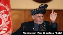 آقای غنی این سفارش را بهمنظور جلوگیری از شیوع ویروس کرونا به مردم داده است.