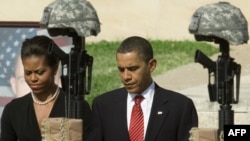 U.S. President Barack Obama and First Lady Michelle Obama at the Fallen Soldier Memorial at Fort Hood after the November 2009 tragedy.