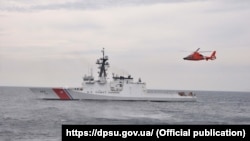 Фрегат Береговой охраны США Hamilton во время визита в Одессу, 10 мая 2021 года
