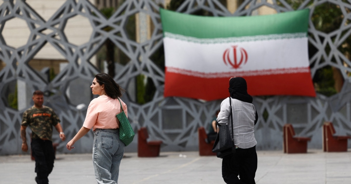 Zyrtari iranian thotë se lufta me SHBA në  me gjasë  do të rinisë