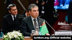 Gurbanguly Berdimuhamedow Stambulda Türki döwletler guramasynyň 8-nji sammitine gatnaşýar. Arhiw suraty 