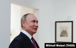 Vladimir Putin cere Occidentului să nu mai întreprindă nicio acțiune militară în Estul Europei.