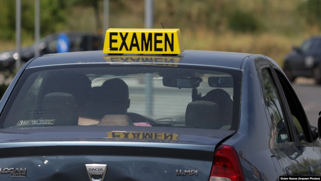 20 de persoane din Suceava au fost acuate că fraudau examene auto contra bani.