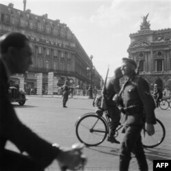 Париж, 1944 год