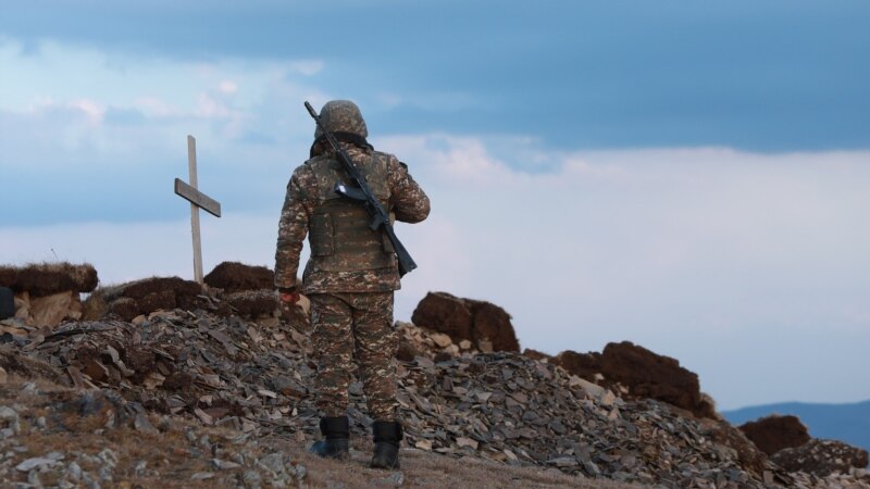 Конфликт в Карабахе: с армянской стороны погибли двое военных