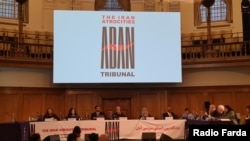 Трибунал инициирован тремя правозащитными группами: лондонской «Справедливость для Ирана», базирующейся в Осло организацией Iran Human Rights и парижской «Вместе против смертной казни»