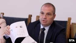 Регионалният министър Гроздан Караджов (ИТН) е подал оставка от поста си.