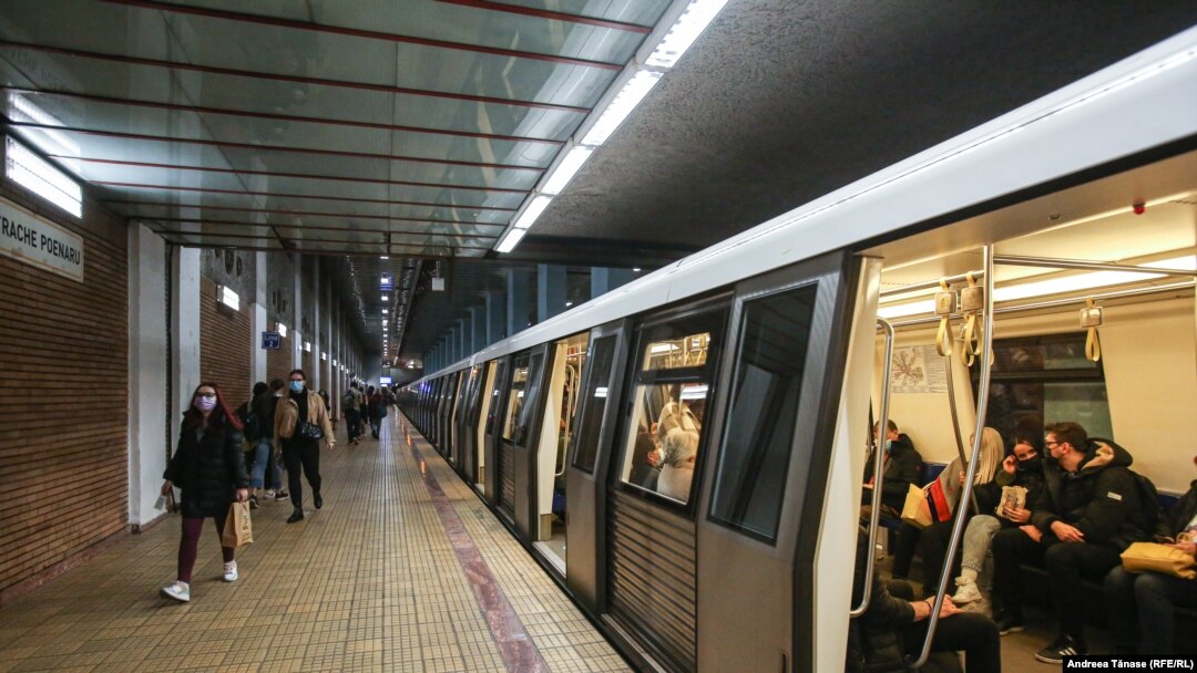 USLM atrage atenţia că, în acest moment, sunt îndeplinite condiţiile declanşării conflictului colectiv de muncă la nivel de Metrorex, fapt ce poate conduce, urmând toţi paşii legali, până la greva de avertisment şi chiar la greva generală.
