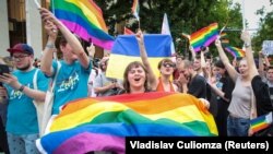 Activiști LGBT la un marș de solidaritate în Chișinău, 19 mai 2019. 