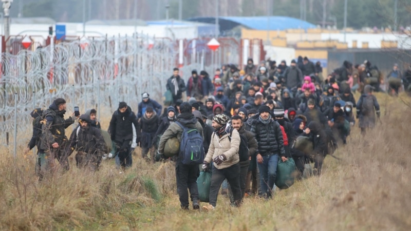 Белата куќа загрижена за кризата на границата меѓу Полска и Белорусија