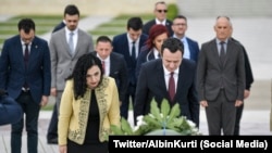 Presidentja Vjosa Osmani dhe kryemnistri Albin Kurti.