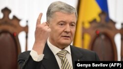 Петро Порошенко, 5-й президент України, голова партії «Європейська солідарність», народний депутат України