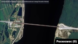 Фото моста, сделанное из космоса