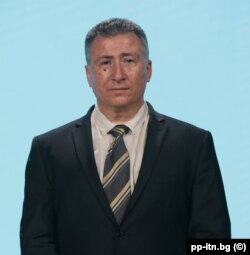  Светлин Стоянов 