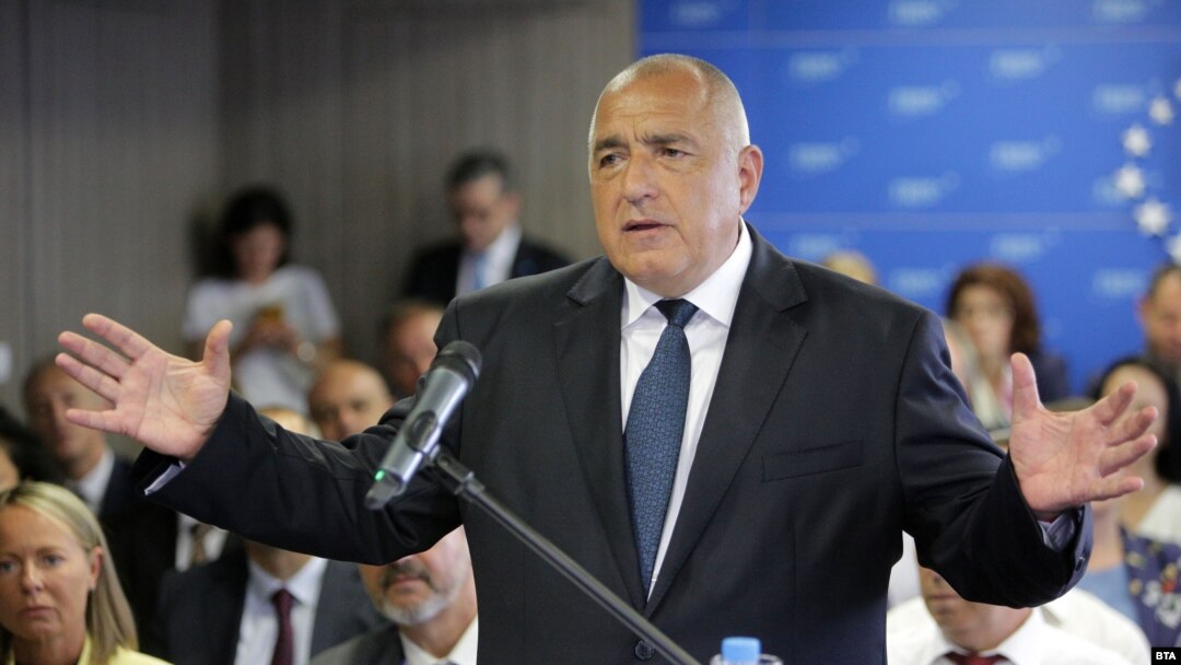 Partidul fostului premier Boiko Borisov conduce sondajele de opinie în alegerile programate duminică.