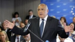 Partidul fostului premier Boiko Borisov conduce sondajele de opinie în alegerile programate duminică.