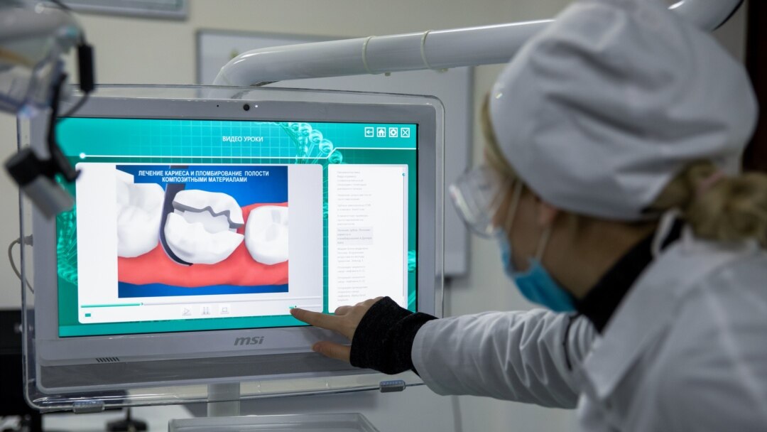 Жіңішке бел және кең жамбас фотосы